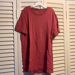 Men’s red t shirt